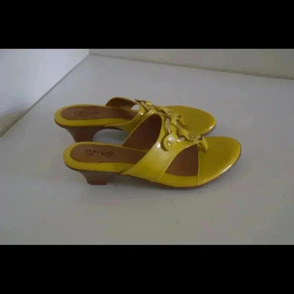 NWOT Eurosöfft sandals - Picture 1 of 4